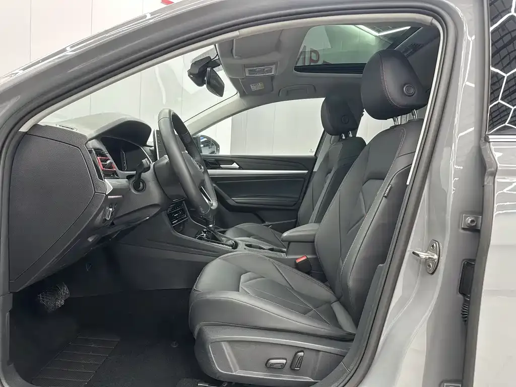 Volkswagen Lavida 2022 из CN, фото 8