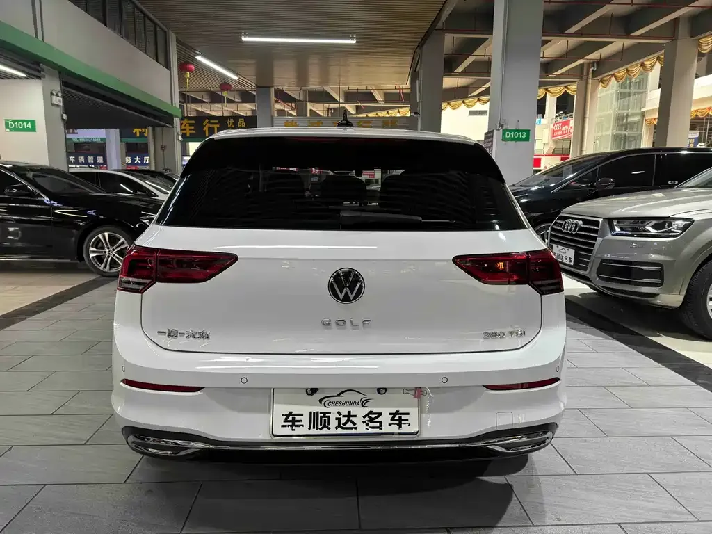 Volkswagen Golf 2022 из CN, фото 2