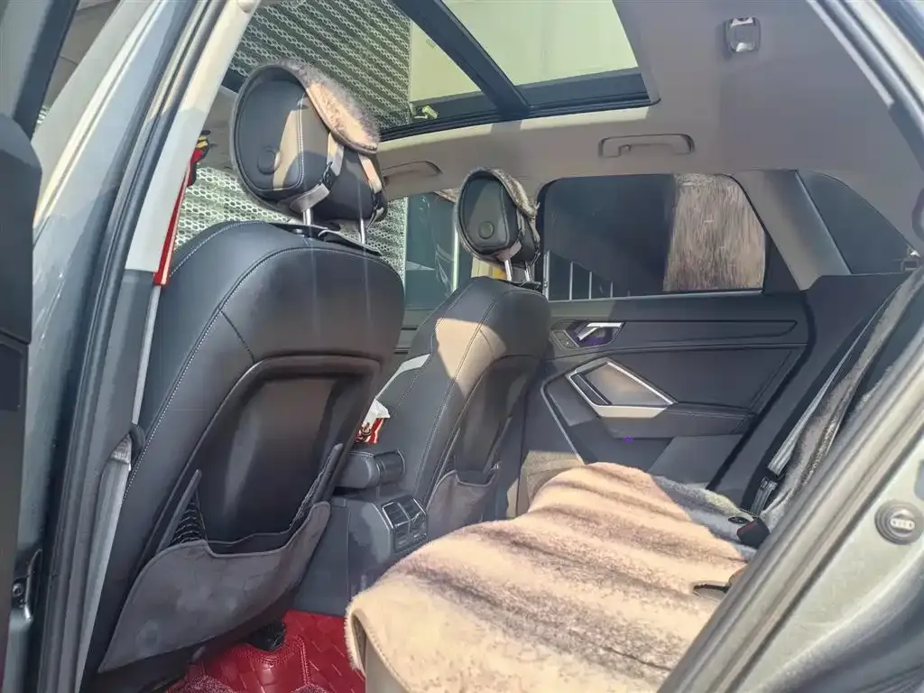 Audi Q3 2023 из CN, фото 6