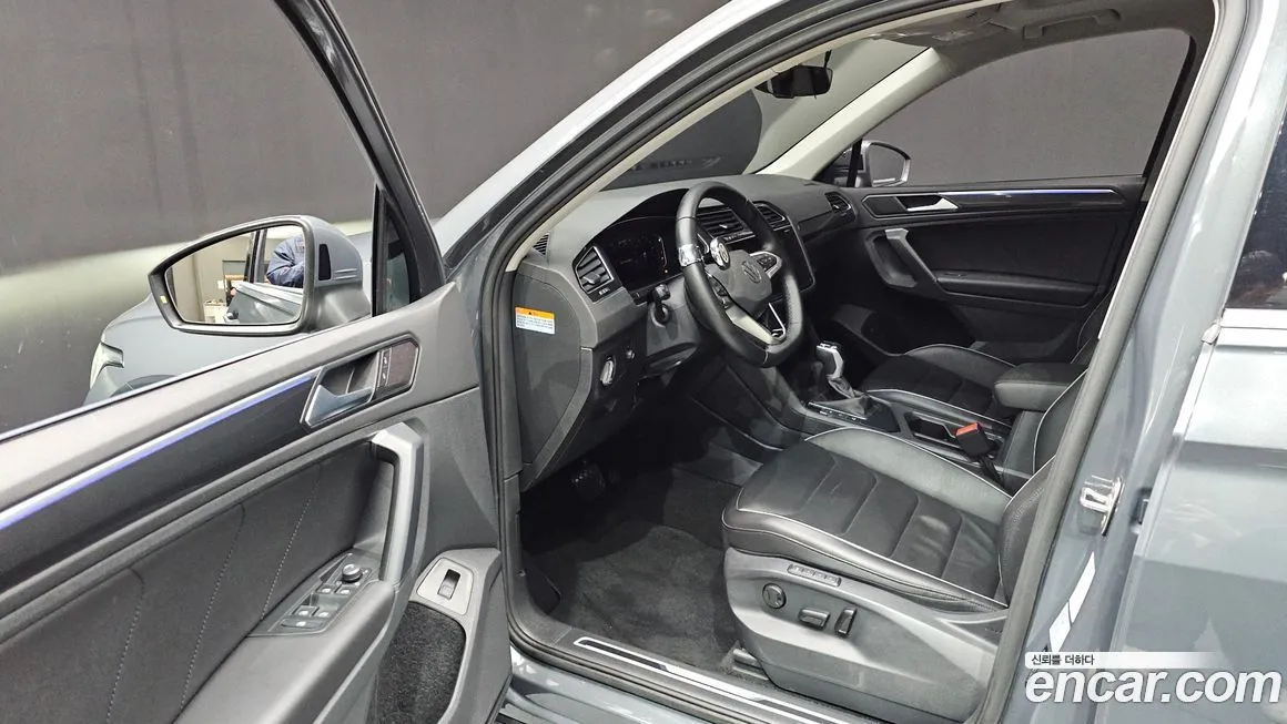 Volkswagen Tiguan — фото 10