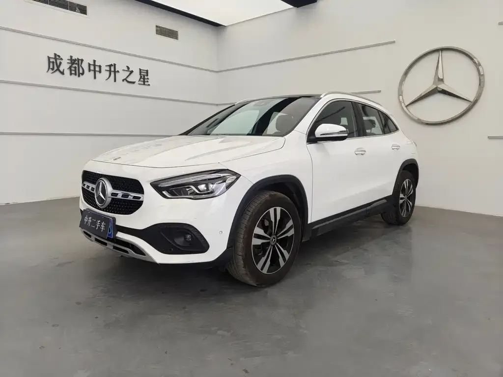 Mercedes-Benz GLA 2023 из CN, фото 1