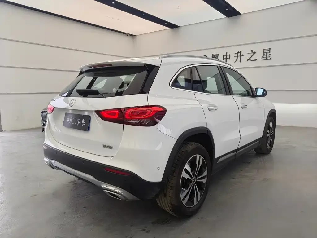 Mercedes-Benz GLA 2023 из CN, фото 3
