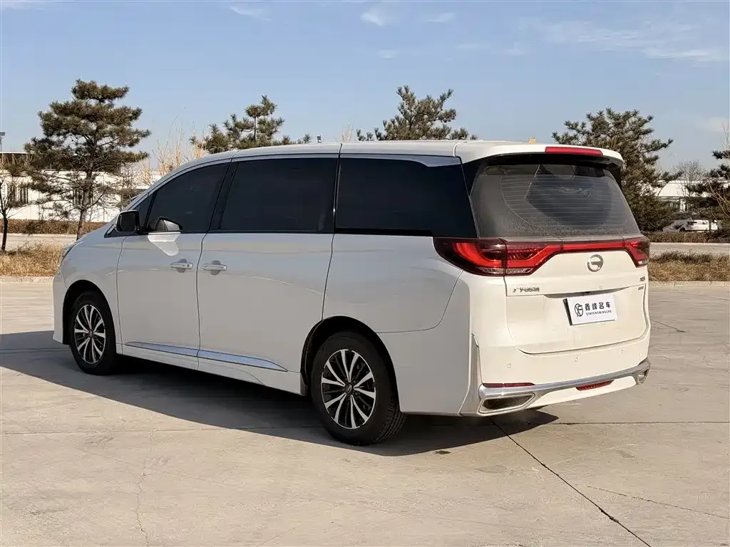 GAC Motor Trumpchi M8 — фото 4