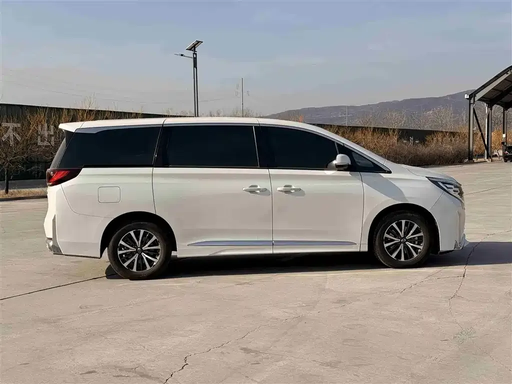 GAC Motor Trumpchi M8 — фото 6
