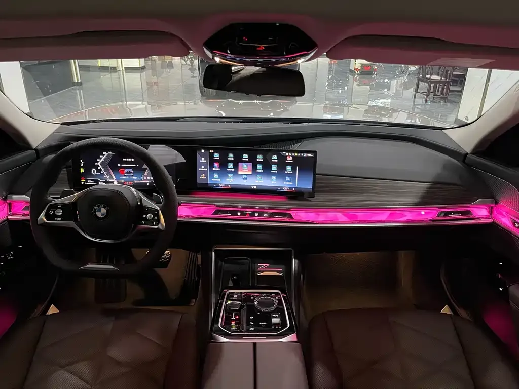 BMW 7 Series 2023 из CN, фото 5