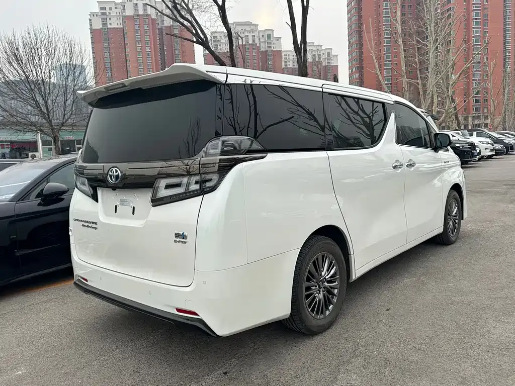 Toyota Vellfire 2023 из CN, фото 6