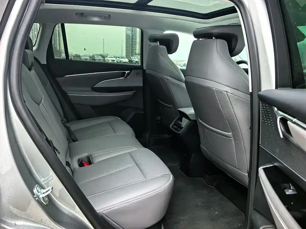 Buick E5 2025 из CN, фото 8