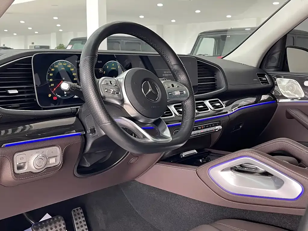 Mercedes-Benz GLS 2023 из CN, фото 10