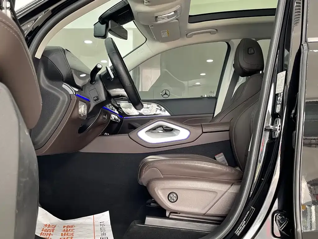 Mercedes-Benz GLS 2023 из CN, фото 9