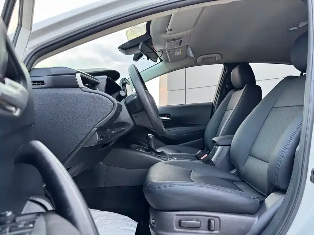 Toyota Corolla 2023 из CN, фото 4