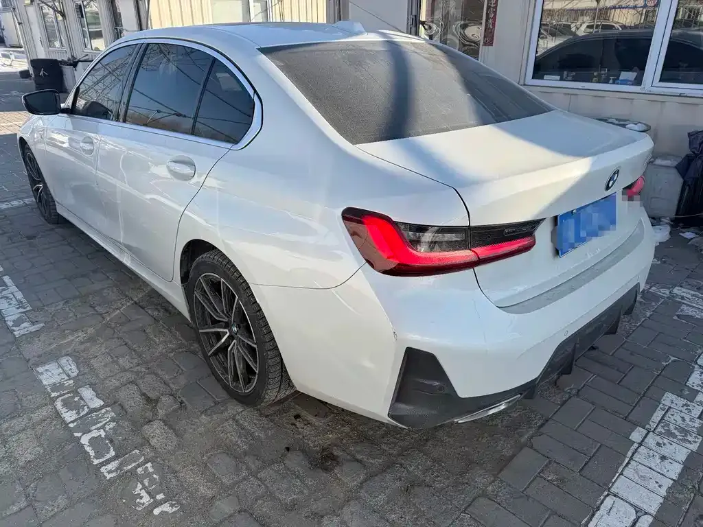 BMW 3 Series 2023 из CN, фото 8