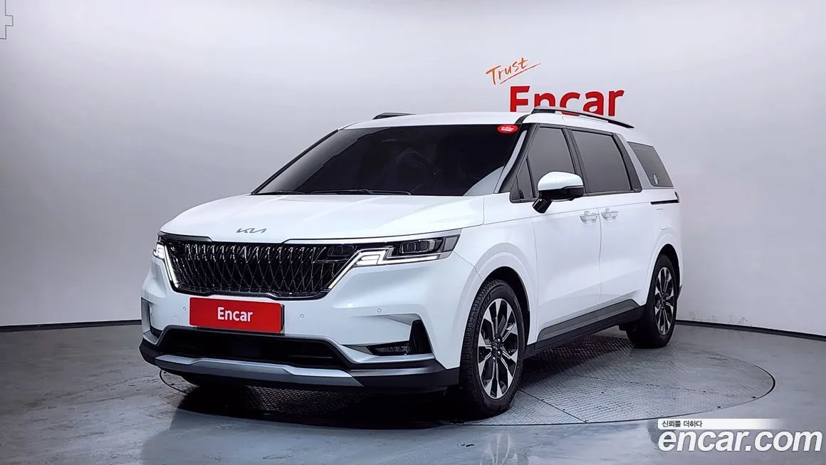 Kia Carnival 2023 из KR, фото 1
