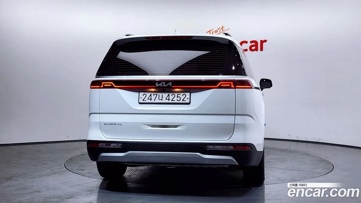 Kia Carnival 2023 из KR, фото 4