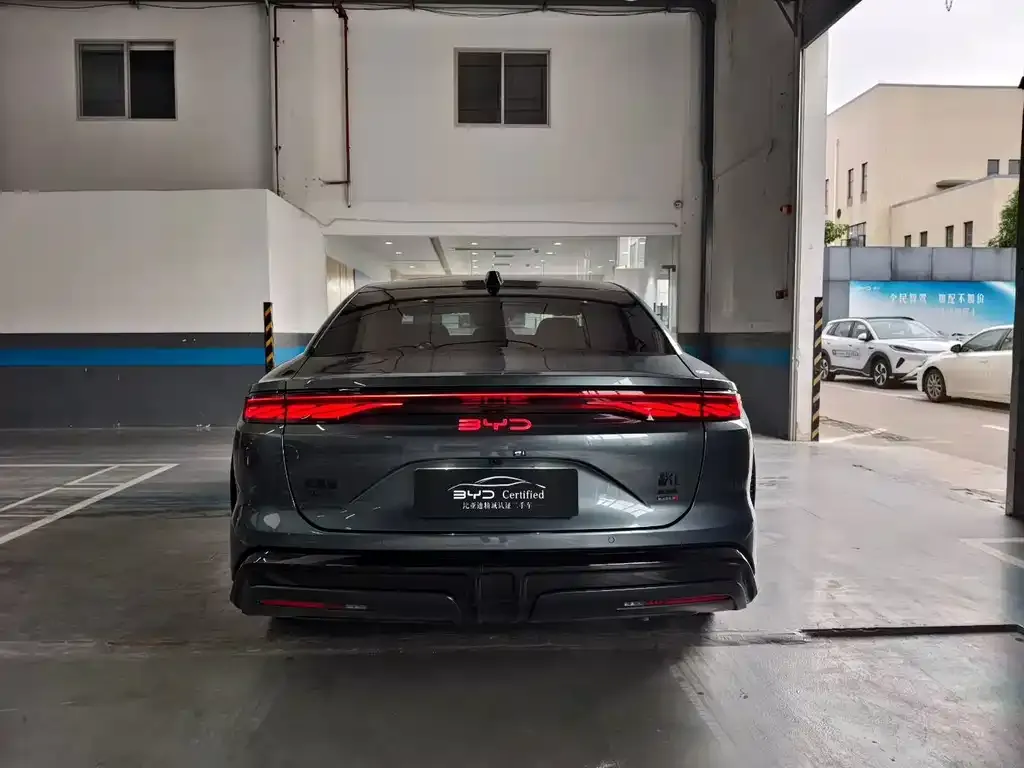 BYD Han L 2025 из CN, фото 5