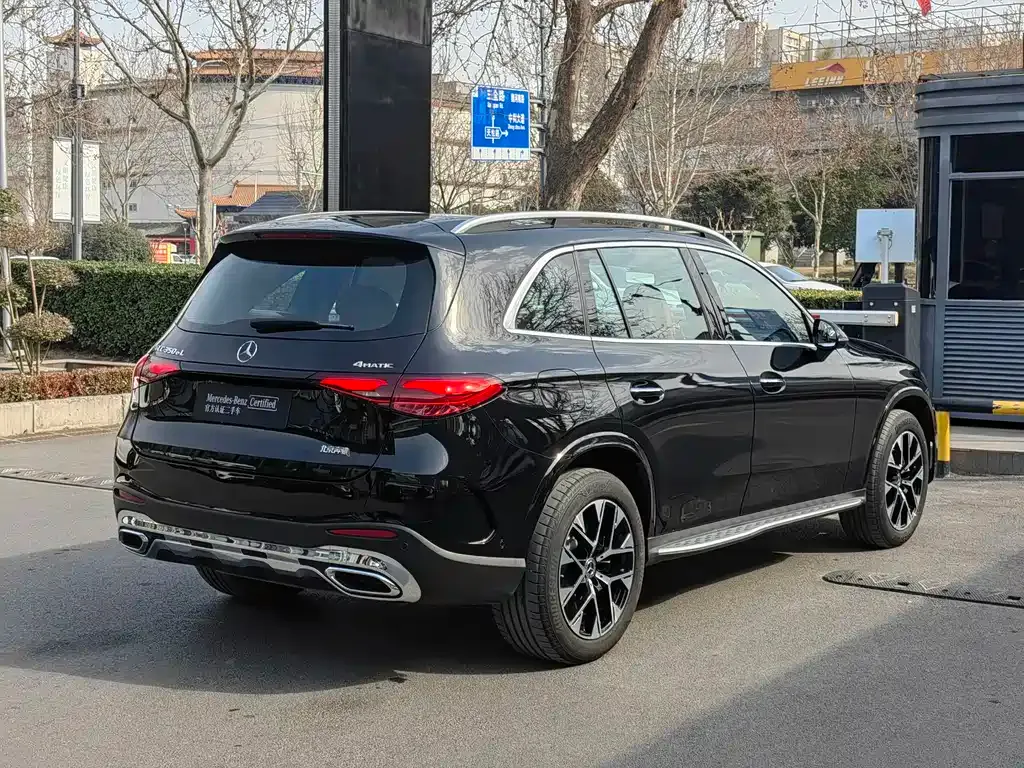 Mercedes-Benz GLC PHEV — фото 10