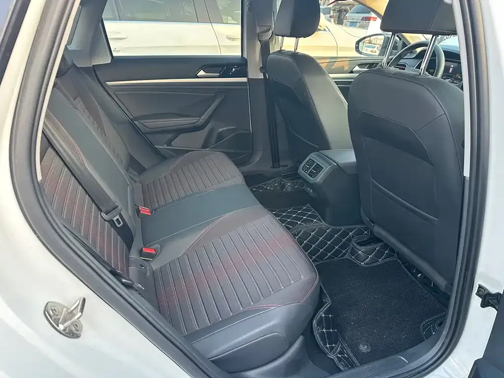 Volkswagen Lavida 2024 из CN, фото 8