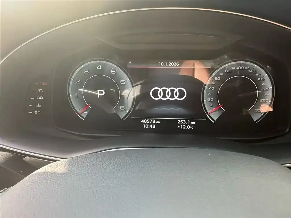 Audi Q7 2021 из CN, фото 3