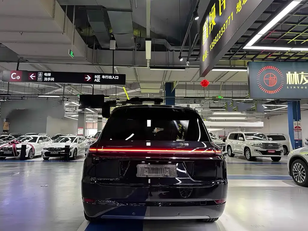 Li Auto L9 2023 из CN, фото 2