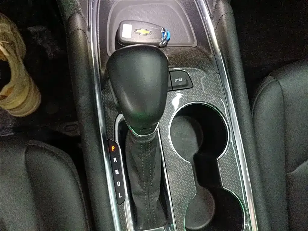 Chevrolet Malibu XL 2023 из CN, фото 2