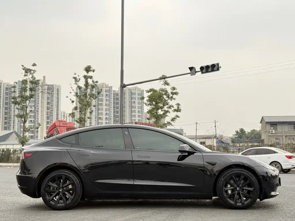 Tesla Model 3 2023 из CN, фото 8
