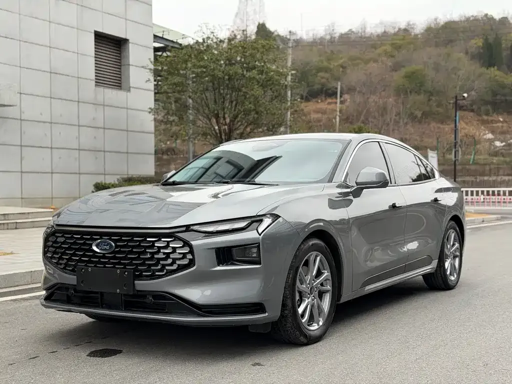 Ford Mondeo 2023 из CN, фото 1