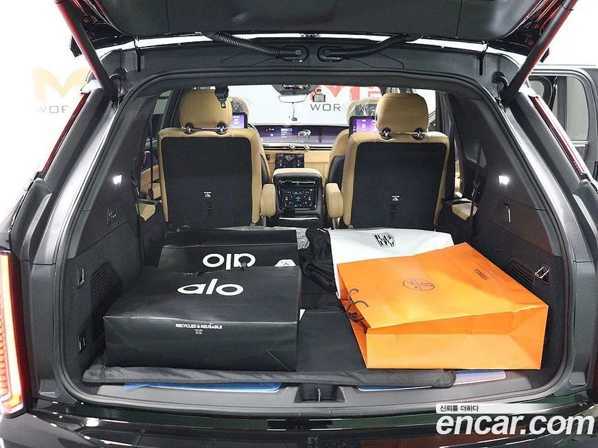 Cadillac Escalade 2026 из KR, фото 10