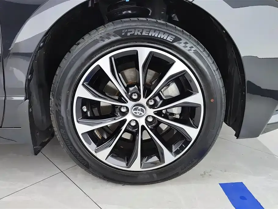 Toyota Avalon 2023 из CN, фото 4
