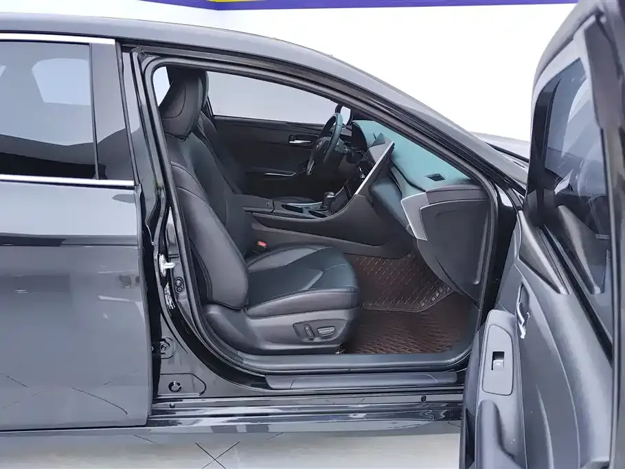 Toyota Avalon 2023 из CN, фото 5