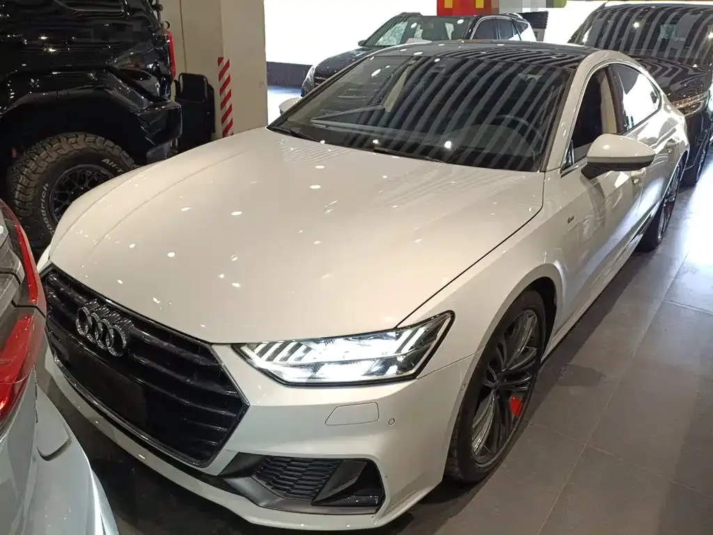 Audi A7 2022 из CN, фото 7