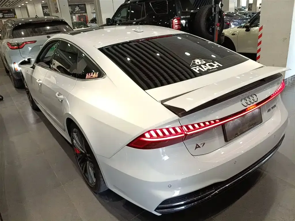 Audi A7 2022 из CN, фото 8