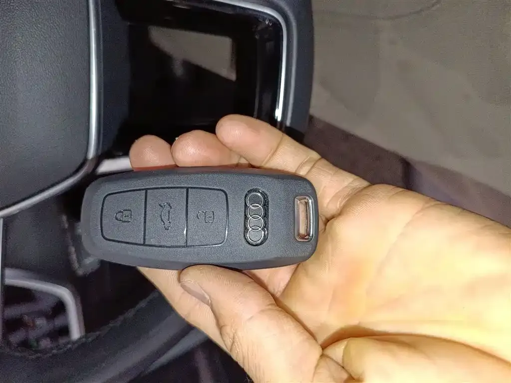 Audi A7 2022 из CN, фото 9