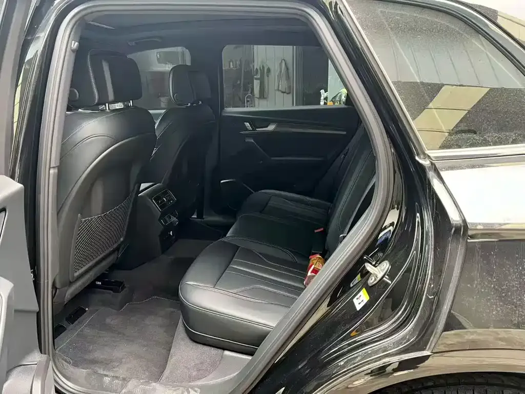 Audi Q5L 2024 из CN, фото 5