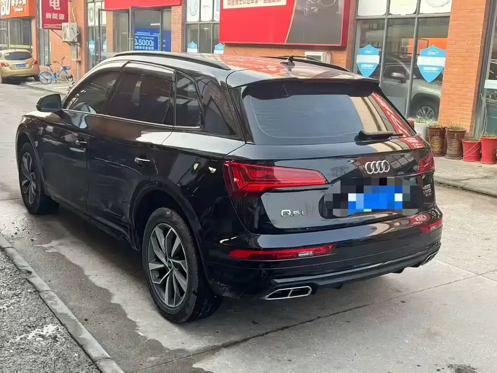 Audi Q5L 2024 из CN, фото 8