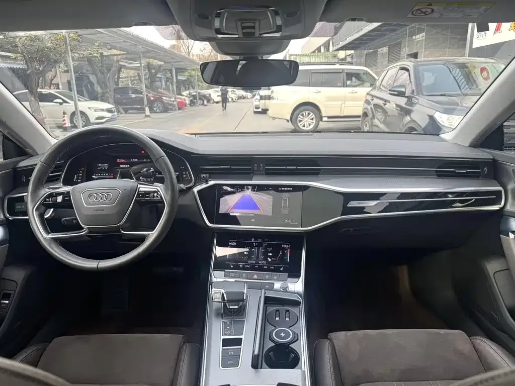 Audi A7L 2022 из CN, фото 4