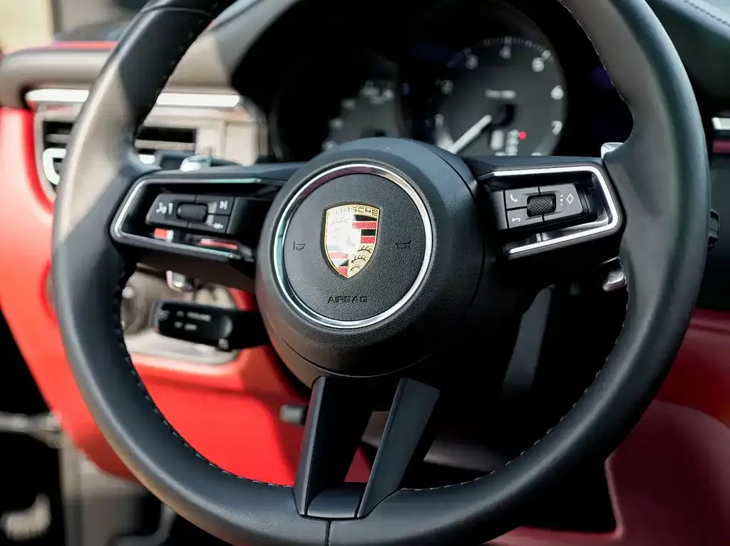 Porsche Macan 2023 из CN, фото 2