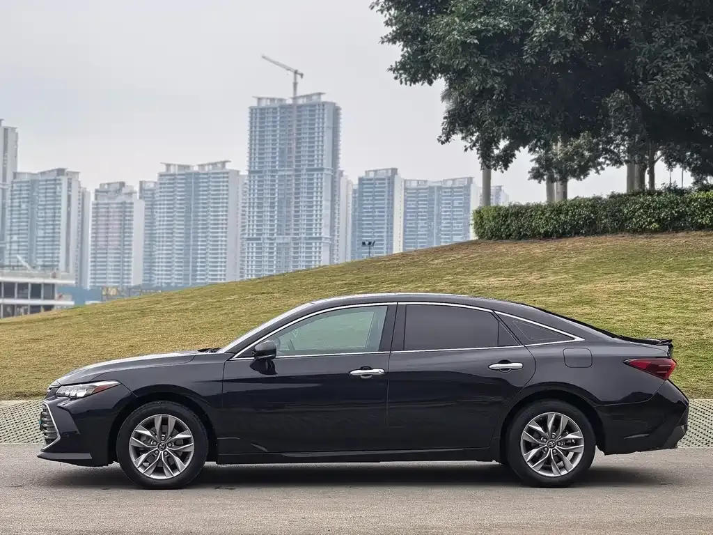 Toyota Avalon 2022 из CN, фото 8