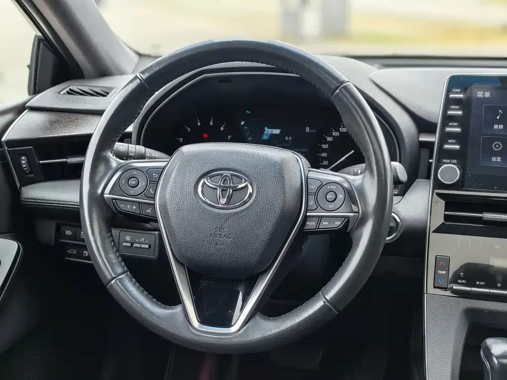Toyota Avalon 2022 из CN, фото 2