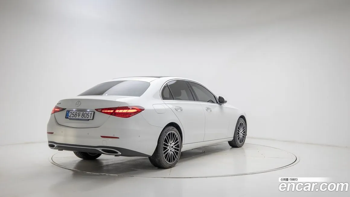 Mercedes-Benz C-Class 2025 из KR, фото 4