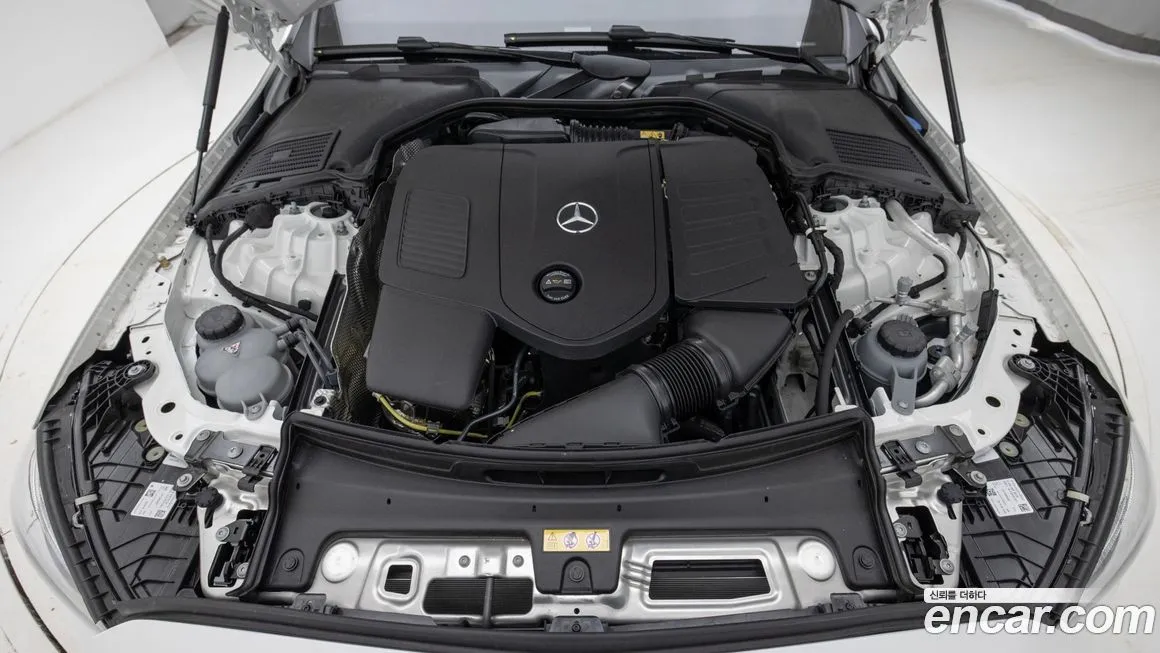 Mercedes-Benz C-Class 2025 из KR, фото 9