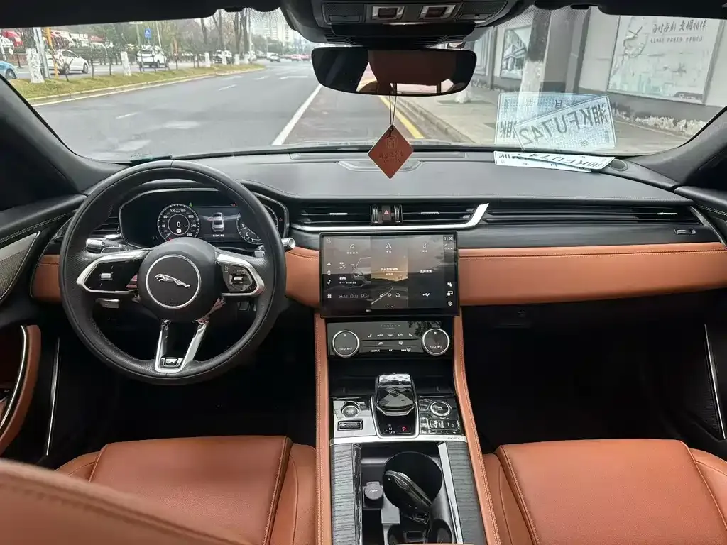 Jaguar XFL 2021 из CN, фото 3