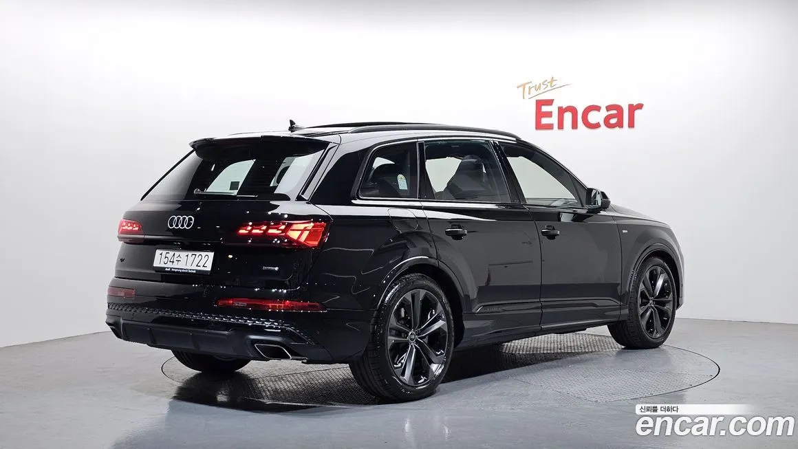 Audi Q7 — фото 5