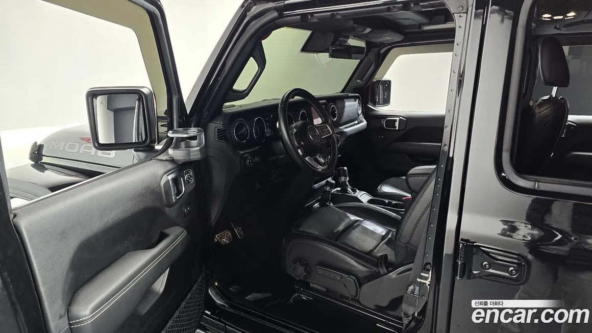 Jeep Wrangler 2021 из KR, фото 10