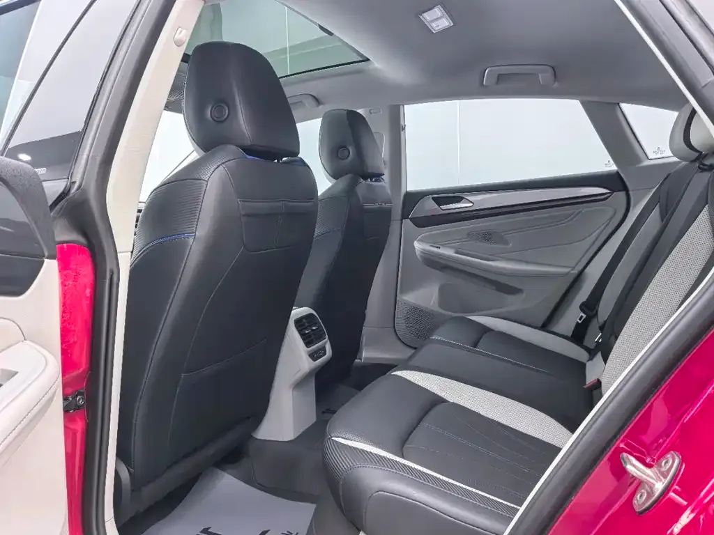 Volkswagen Lamando 2022 из CN, фото 9