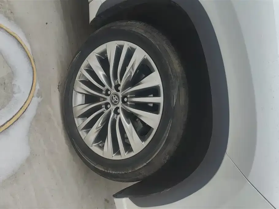 Toyota Highlander 2023 из CN, фото 4