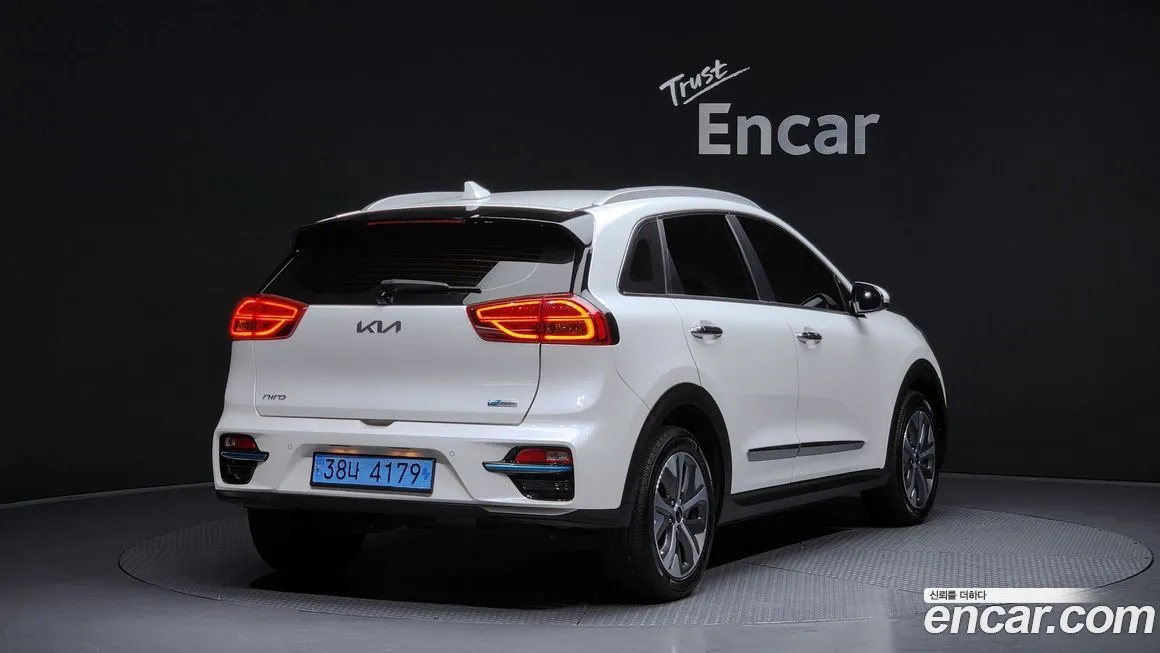 Kia Niro — фото 3