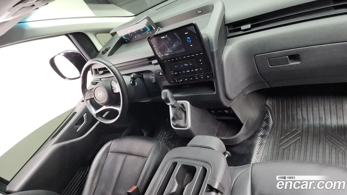 Hyundai Staria 2025 из KR, фото 5