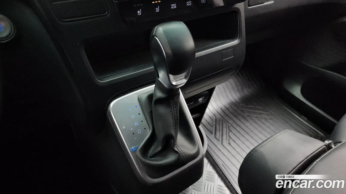 Hyundai Staria 2025 из KR, фото 10