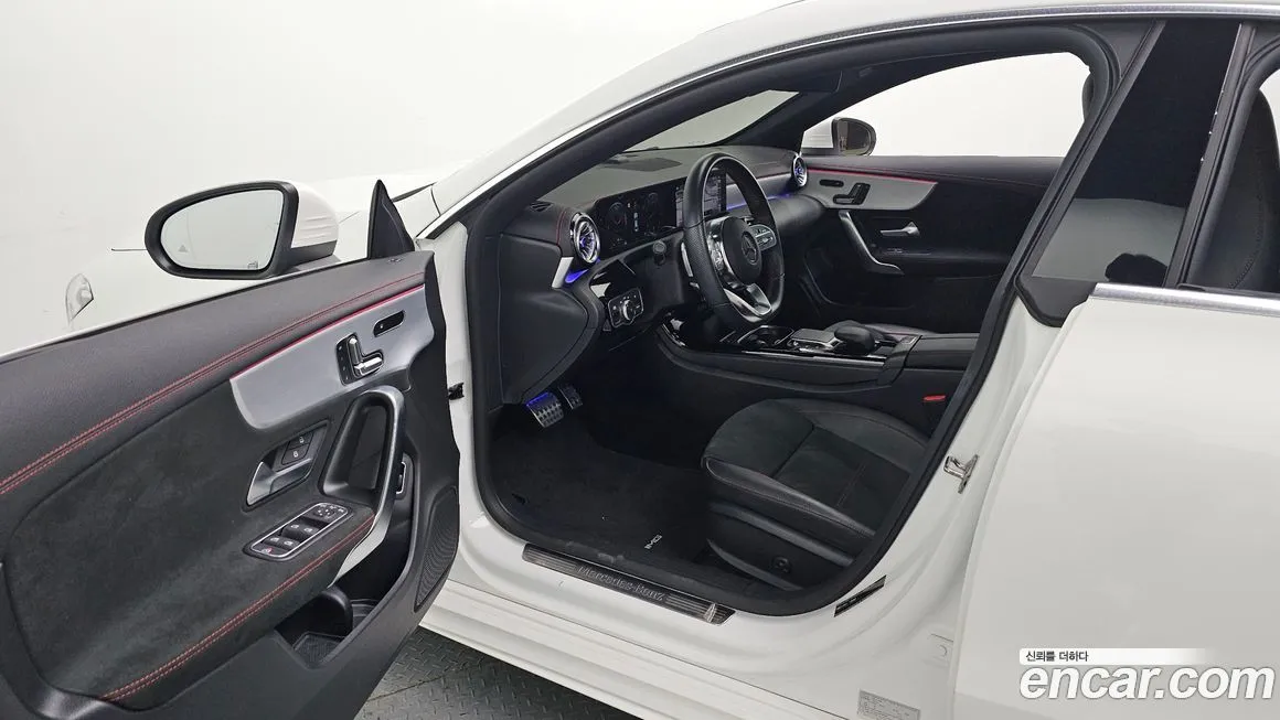 Mercedes-Benz CLA-Class — фото 10