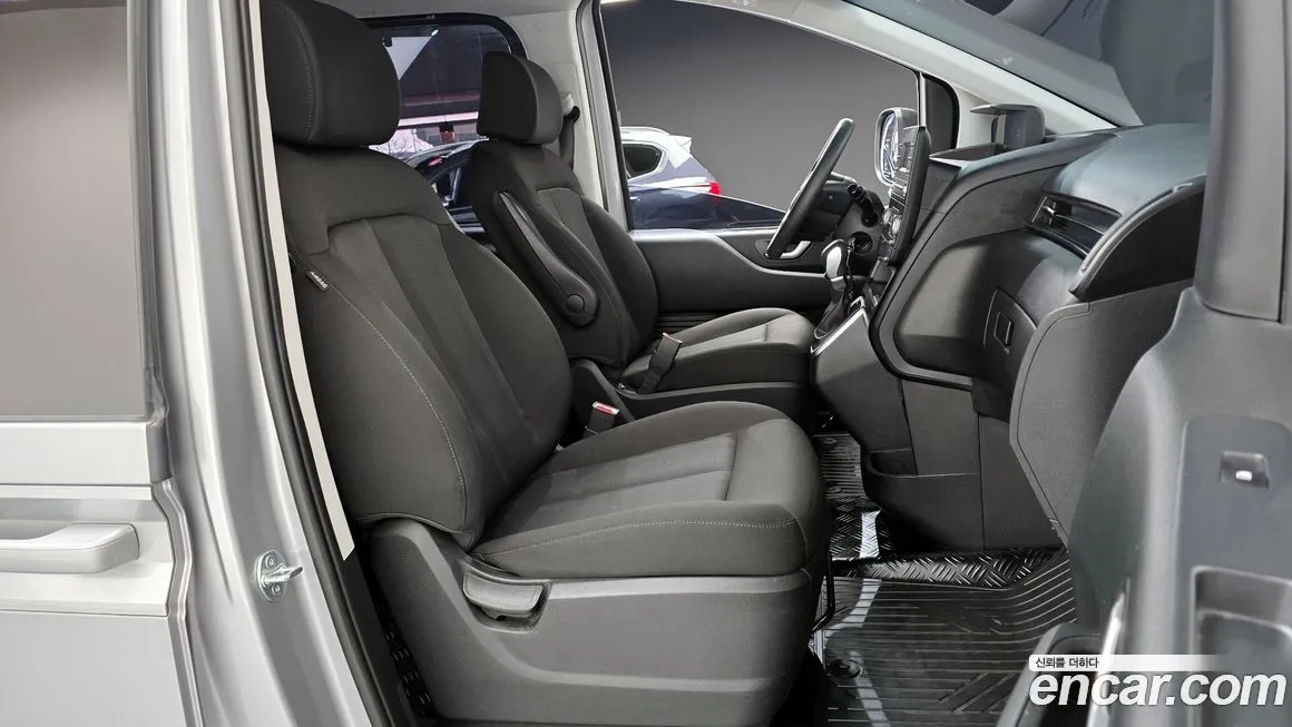 Hyundai Staria 2024 из KR, фото 8