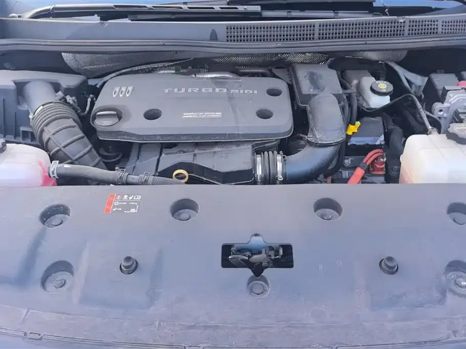 Buick GL8 Hybrid 2024 из CN, фото 4